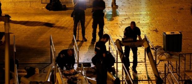 Israel removes Temple Mount metal detectors that enraged the ... - jpost.com Israel removes Temple Mount metal detectors that enraged the ... - jpost.com