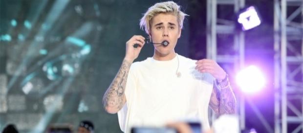 #Justin Bieber è in preda ad una crisi spirituale? #Justin Bieber è in preda ad una crisi spirituale?