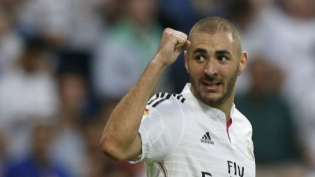 Karim Benzema f&eacute;licite le Portugal et ses "amis" : Lynchage sur ... - purepeople.com