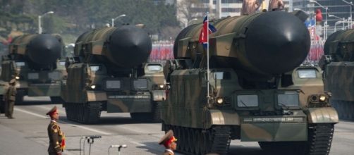 Menace de riposte nucléaire et démonstration de force en Corée du ... - ledevoir.com