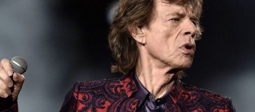 Mick Jagger takes swipe at Donald Trump's plans to build wall ... - mirror.co.uk