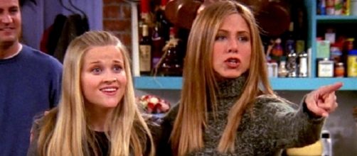 Reese Witherspoon and Jennifer Aniston worked together on "Friends." ~ YouTube/Favorite Videos
