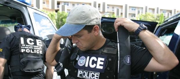 ICE Agents suit up (United States government wikimedia) ICE Agents suit up (United States government wikimedia)
