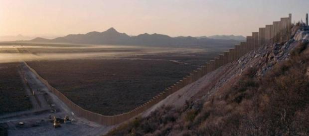 muro fronterizo entre Estados Unidos y México muro fronterizo entre Estados Unidos y México