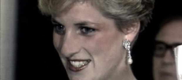 Princess Diana - The Witnesses in the Tunnel - HD - Documentary - Robbie Craz | YouTube Princess Diana - The Witnesses in the Tunnel - HD - Documentary - Robbie Craz | YouTube