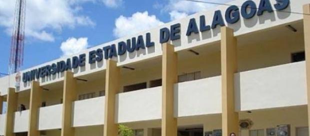 Reitor de universidade é ameaçado de morte Reitor de universidade é ameaçado de morte