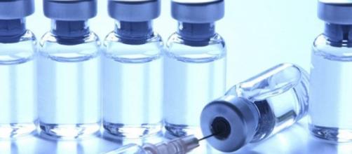 Immagine di alcuni vaccini in provetta