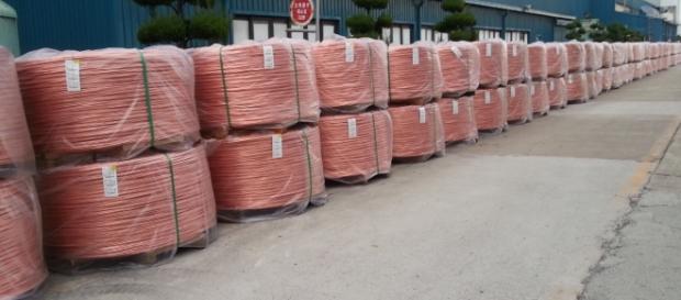 Copper wires Image Wikimedia, Wiki commons Copper wires Image Wikimedia, Wiki commons