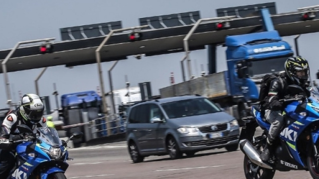 Le moto in Autostrada pagheranno il 33% in meno col Telepass - lastampa.it