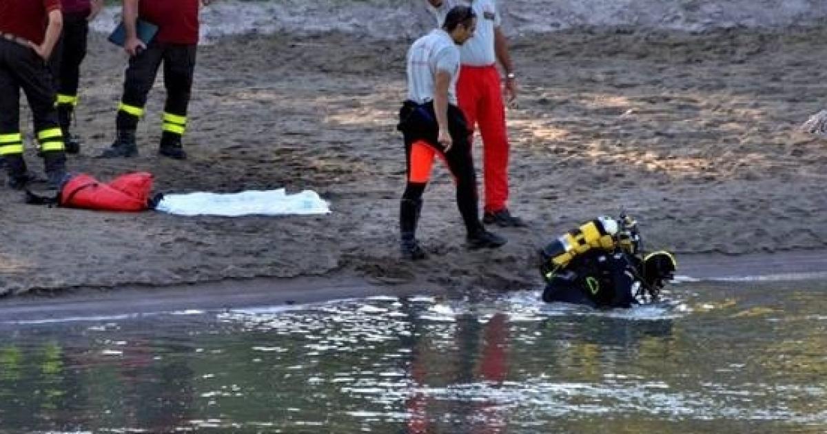 Tragedia In Calabria, 20enne Trovato Morto In Mare