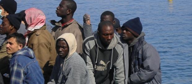 Immigrazione, ecco le tariffe per gli sbarchi in Italia. I numeri ... - formiche.net Immigrazione, ecco le tariffe per gli sbarchi in Italia. I numeri ... - formiche.net