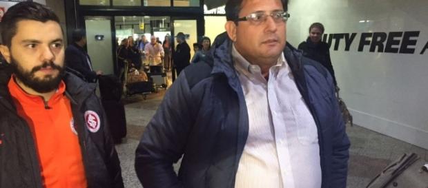 O treinador vive começo difícil no Beira-Rio O treinador vive começo difícil no Beira-Rio