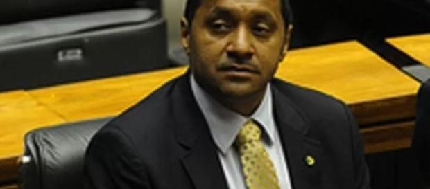 Tiririca acusado de assédio sexual Tiririca acusado de assédio sexual