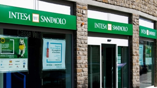 Banca Intesa San Paolo assume personale