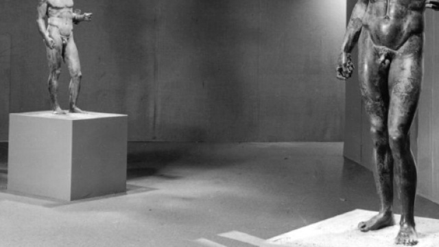 Perch&eacute; le statue greche hanno i genitali piccoli?