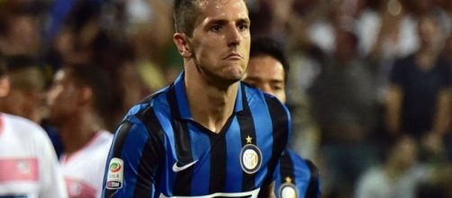 Former Manchester City striker Stevan Jovetic scores a 92nd-minute ... - mirror.co.uk