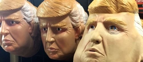 Photo Donald Trump masks similar to those worn by Italian robbers [Wikimedia/Polylerus/CC BY-SA 4.0]