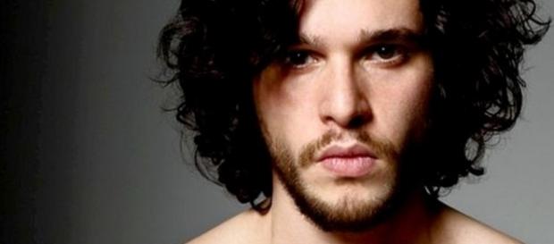 Game of Thrones : À l'origine, Jon Snow était amoureux d'un personnage clé ! Game of Thrones : À l'origine, Jon Snow était amoureux d'un personnage clé !