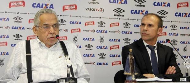 Técnico Milton Mendes e presidente do Vasco, Eurico Miranda (à esquerda) Técnico Milton Mendes e presidente do Vasco, Eurico Miranda (à esquerda)