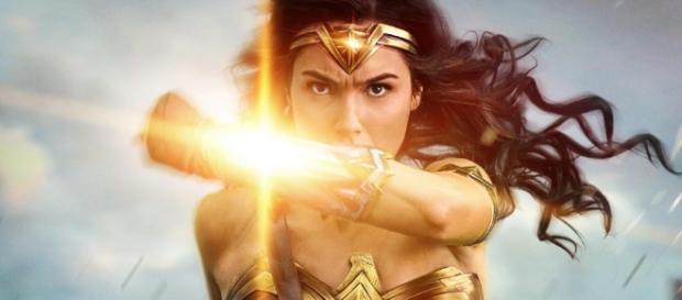 Wonder Woman, la recensione di Blogo - cineblog.it Wonder Woman, la recensione di Blogo - cineblog.it