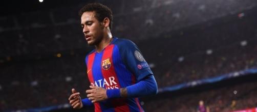 Neymar au PSG, l'éternel feuilleton du mercato - France 24 - france24.com