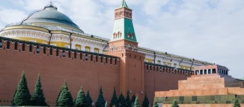 Seat of Russian power the Kremlin. https://pixabay.com/en/moscow-the-kremlin-russia-2210329/