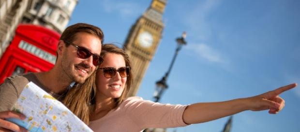 Dicas úteis para planear uma viagem por conta própria. Dicas úteis para planear uma viagem por conta própria.