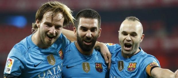 El FC busca un relevo de lujo para elmedio campo El FC busca un relevo de lujo para elmedio campo