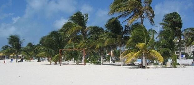 Isla Mujeres, one of the best resorts in Mexico / Photo via Tbachner , Wikimedia Commons Isla Mujeres, one of the best resorts in Mexico / Photo via Tbachner , Wikimedia Commons