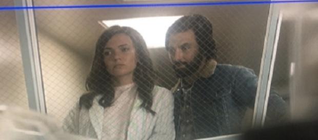 Mandy Moore is back on the set of 'This is Us' for season 2. ~ Facebook/NBCThisIsUs Mandy Moore is back on the set of 'This is Us' for season 2. ~ Facebook/NBCThisIsUs