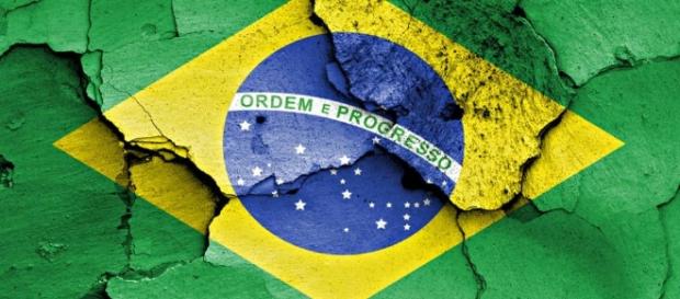 Veremos o pemedebismo se reinventar e as rachaduras em nosso sistema político se alargarem caso seja vença um presidente ligado ao PMDB Veremos o pemedebismo se reinventar e as rachaduras em nosso sistema político se alargarem caso seja vença um presidente ligado ao PMDB