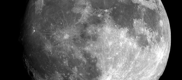 The start-up called Moon Express wants to send an unmanned spacecraft to the moon before the year ends. Image Source: Pixabay The start-up called Moon Express wants to send an unmanned spacecraft to the moon before the year ends. Image Source: Pixabay