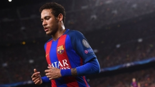 Neymar au PSG, l'éternel feuilleton du mercato - France 24 - france24.com