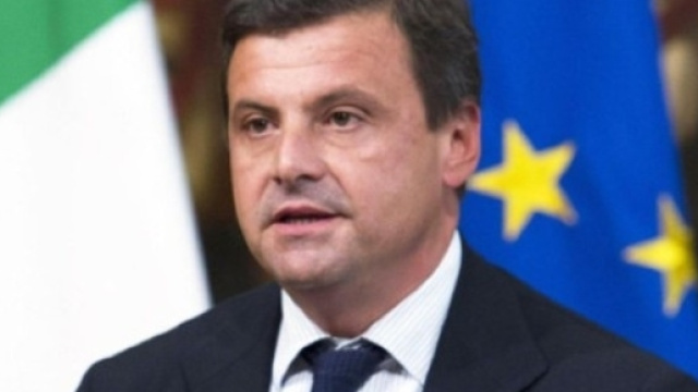 Riforma Pensioni, novità dal ministro Carlo Calenda: no al ricalcolo contributivo delle pregresse, news oggi 31 luglio 2017