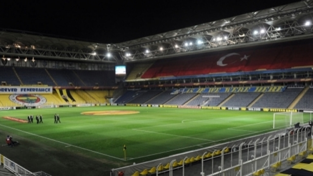 Stade Ş&uuml;kr&uuml;-Saracoğlu du Fenerbah&ccedil;e. Cr&eacute;dit photo : europe1.fr