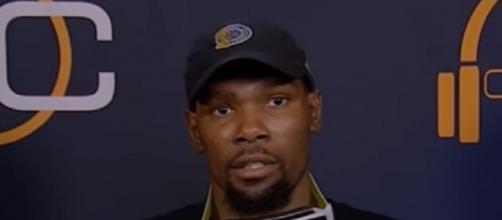 Kevin Durant agreed to a two-year, $53 million contract with the Warriors -- Sports Warehouse wika YouTube