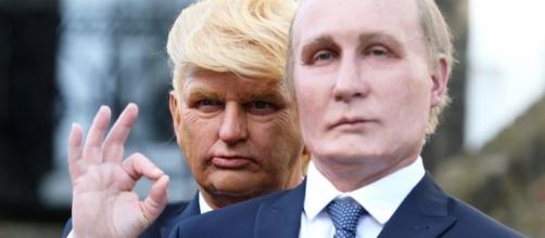 Trump and Putin impersonators, London, Uk, March 2017. / [Image by Taylor Herring via Flickr, Public Domain]