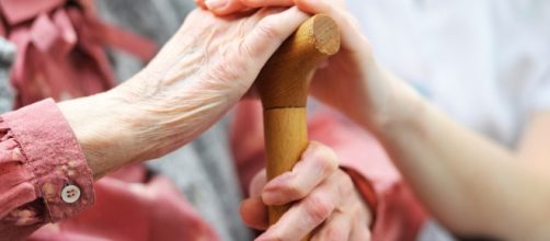 Marche, corso Operatore socio sanitario gratuito 2017, bando e requisiti