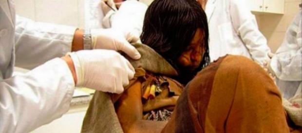 Essa menina esteve congelada por 500 anos Essa menina esteve congelada por 500 anos
