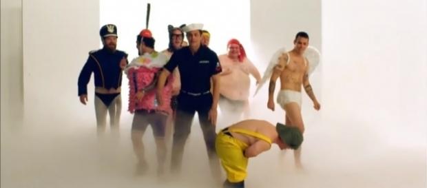 'Jackass' opening scene | credit channel13ishy, YouTube 'Jackass' opening scene | credit channel13ishy, YouTube