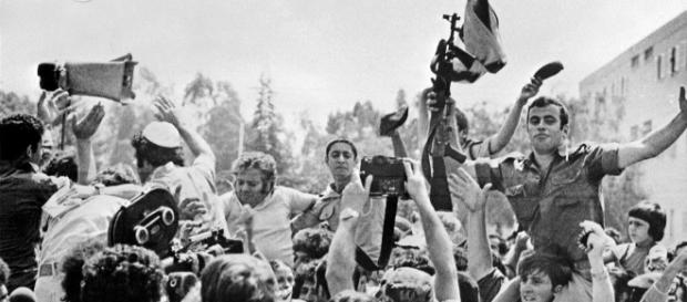 „Operațiunea Yonatan”, legendara misiune de salvare israeliană din Uganda - Foto: AFP „Operațiunea Yonatan”, legendara misiune de salvare israeliană din Uganda - Foto: AFP