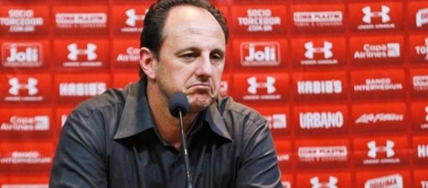 Rogério Ceni obteve quase 50% de aproveitamento no São Paulo Rogério Ceni obteve quase 50% de aproveitamento no São Paulo