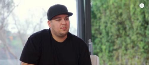 Rob Kardashian Says Blac Chyna Was Paid To Have Sex With A Celebrity Couple