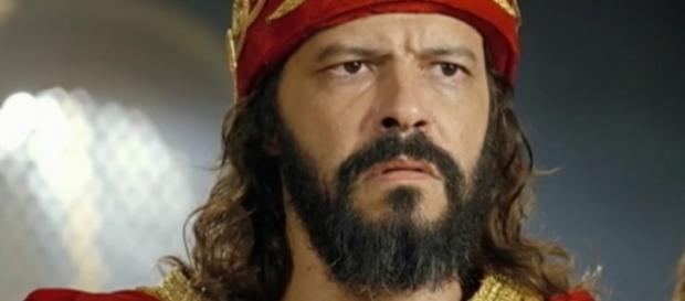 Nabucodonosor morre aos 70 anos (Foto: Reprodução/Record TV) Nabucodonosor morre aos 70 anos (Foto: Reprodução/Record TV)