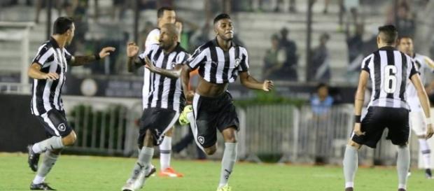 O Botafogo pode perder mais um atleta O Botafogo pode perder mais um atleta