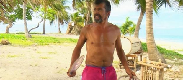 Un pulpo ataca a José Luis en Supervivientes. Un pulpo ataca a José Luis en Supervivientes.