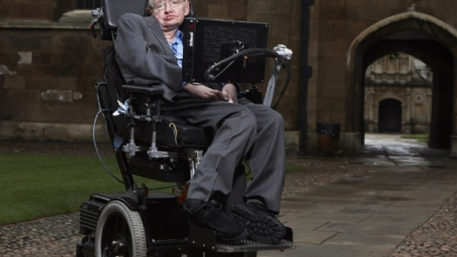 il celebre astrofisico britannico Stephen Hawking