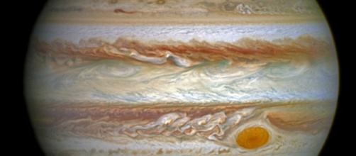 Juno will fly across Jupiter's great red spot on July 10. Source: Pixabay
