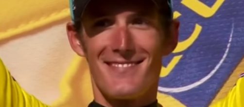 Andy Schleck in maglia gialla al Tour de France