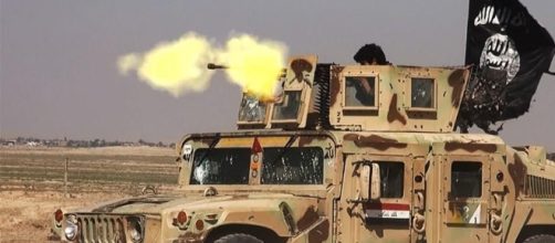 ISIS Is Converting 2/3 Of US Humvees Given To Iraq Into Car Bombs - thelibertarianrepublic.com